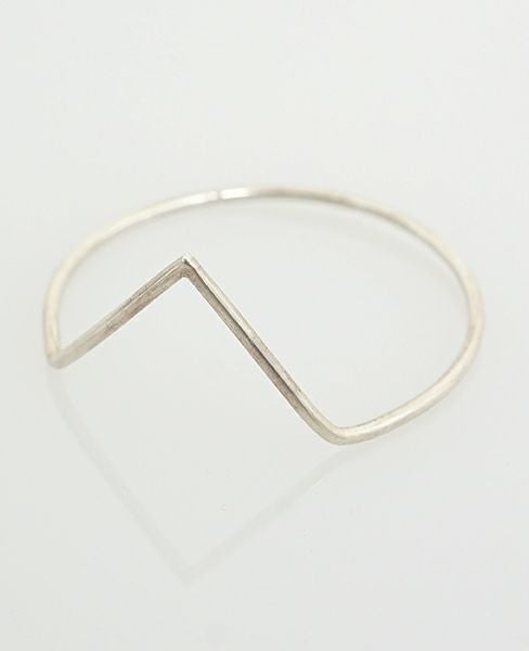 ANOTHERFEATHER.DART BANGLE