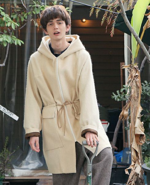 Edwina Hoerl .HOODED COAT [EH33C-02 A.off white]_