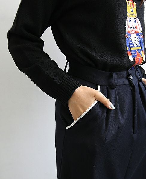 JUN OKAMOTO [P-33074]壊れた時計をこっそり隠しているパンツ