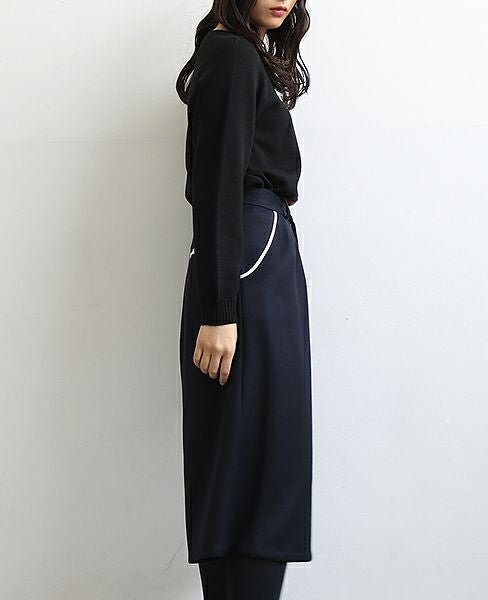 JUN OKAMOTO [P-33074]壊れた時計をこっそり隠しているパンツ
