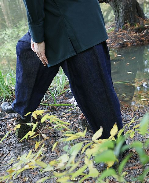 YANTOR cotton 46%, linen 54% マックパンツ Standard Cloth Jason Relaxed Pleated Trouser Pants | Urban Outfitters