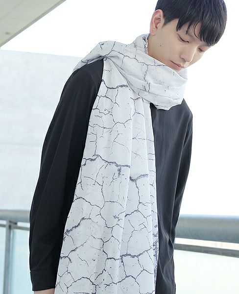 KAGARI YUSUKE.壁布[東京/東神田]