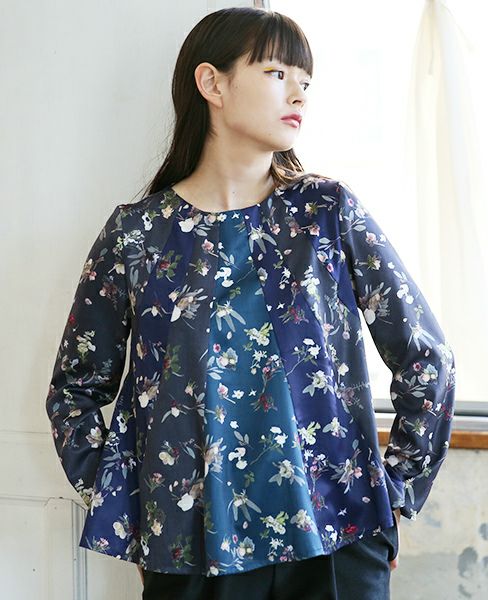 JUN OKAMOTO.小さなブーケで出来たお気に入りのブラウス