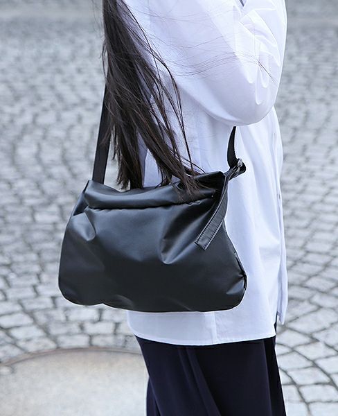 Palm maison store: Mochi VU YOKO SAKAMOTO マクロマウロ 上質で洗練
