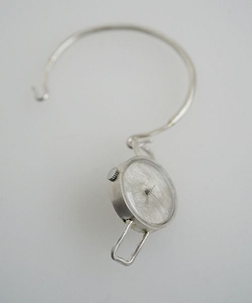 nejicommu SPACE BANGLE M シルバー バングルウォッチ 立体デザイン