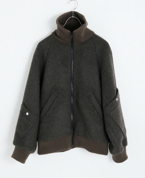 Edwina Hoerl .JACKET[8/EH37J-04/A]_