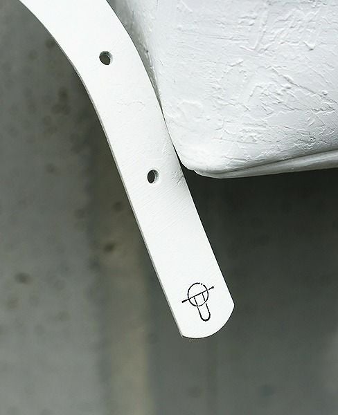 KAGARI YUSUKE.スクエアリュック[w18-05-wh/防炎]