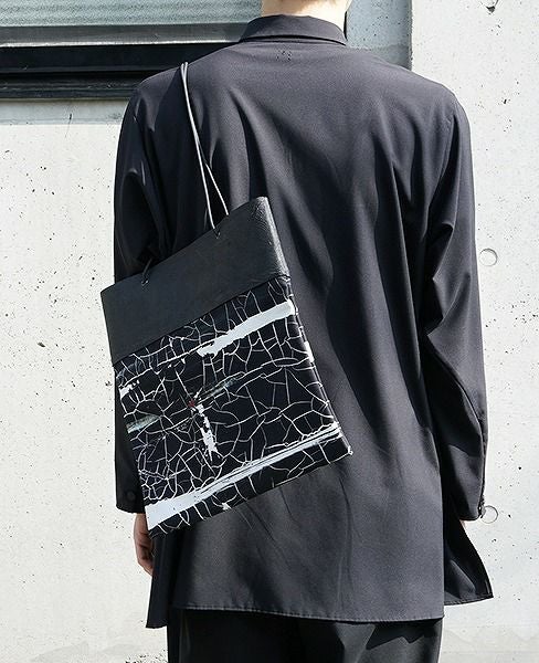 KAGARI YUSUKE.壁布トート[東京/岩本町]