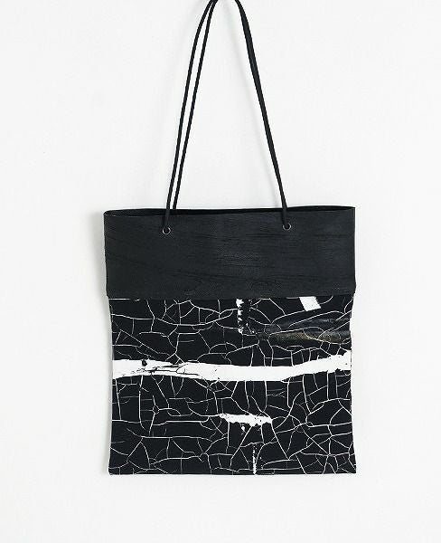 KAGARI YUSUKE.壁布トート[東京/岩本町]