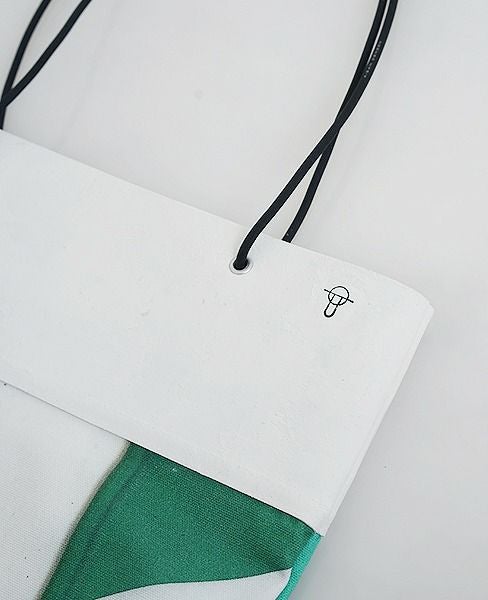 KAGARI YUSUKE.壁布トート[東京/三越前]