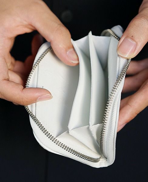 KAGARI YUSUKE.ラウンドジップ・ミニ[mw10-wh]