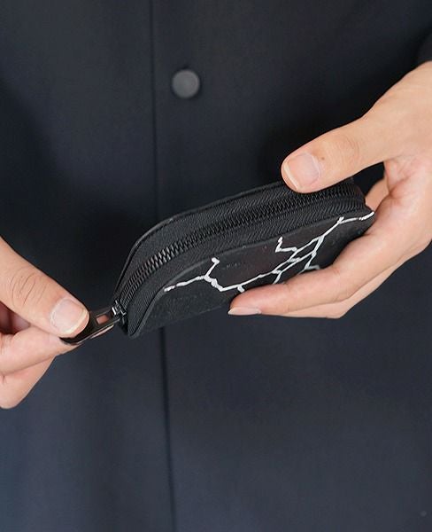 KAGARI YUSUKE.ラウンドジップ・ミニ[mw10-cc/bk]