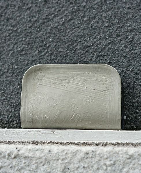 KAGARI YUSUKE.ラウンドジップ・ミニ[mw10-gr]