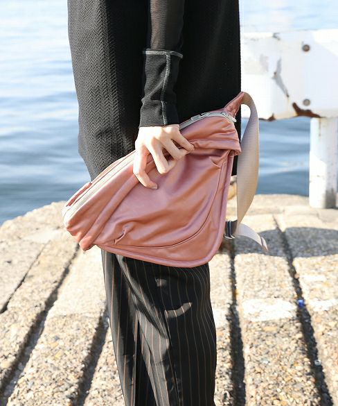 hatra Optical Bag オプティカルバッグ ボディバッグ PINK hatra ハトラ body Bag [PINK]_