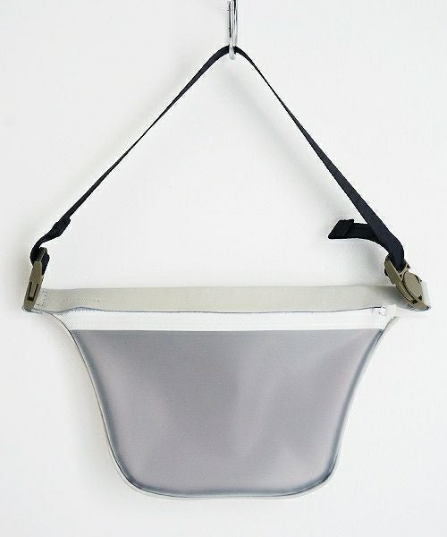 macromauro マクロマウロ.plane bag small PVC[white]_