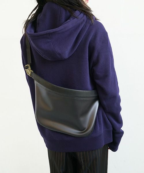 macromauro マクロマウロ.plane bag large PVC[black]_