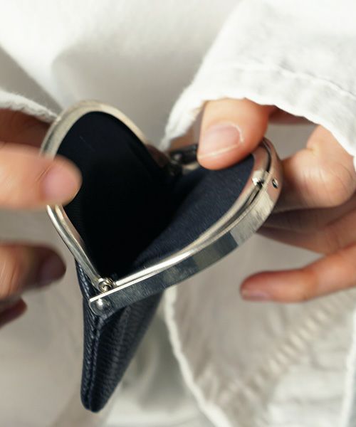 EDROBERTJUDSON.エドロバートジャドソン.FRAME PURSE[B01Z CO-04 / 05.BLACK]