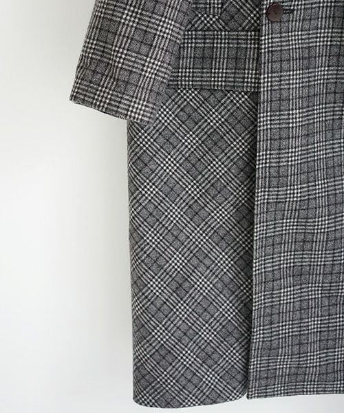 Edwina Hoerl .coat[02/EH39C-03/form-giving function of death]_