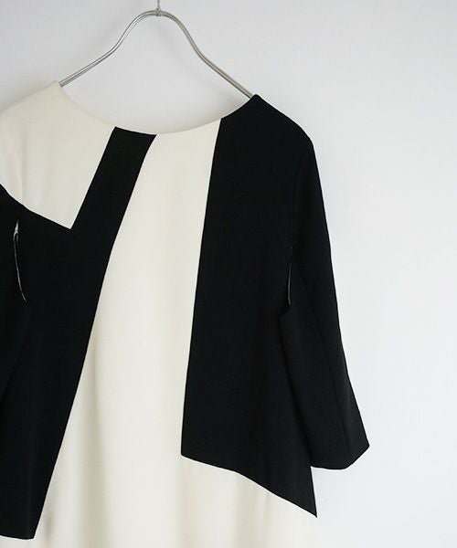 HENRIK VIBSKOV.DRESS[BLACK/WHITE CUTS]_