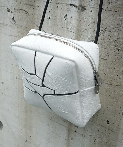 KAGARI YUSUKE.カガリユウスケ.ピクセル・クラッシュ[w19-05 wh/crash]