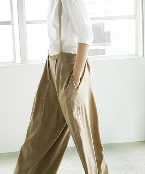 Mochi.モチ.suspenders wide pants [ms02-p-01/beige]