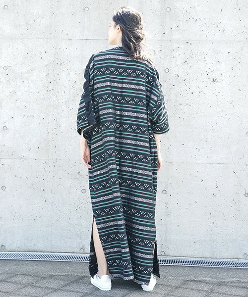 Edwina Hoerl  エドウィナホール.onepiece[19B/EH40D-01/luck=思いがけない幸福、Happiness=幸福・満足、Bliss=無上の喜び・至福]_