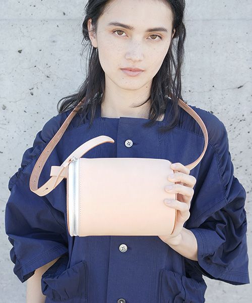 ショルダーバッグ building block beltpack in vegtan Building Block ビルディングブロック BELTPACK IN VEG TAN[32/A.VEG TAN]