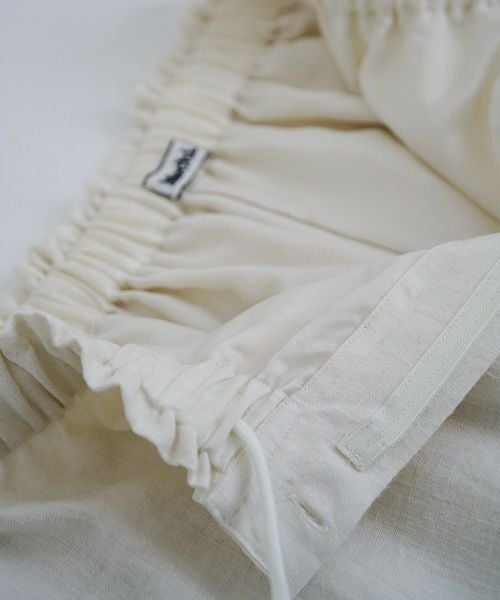 Mochi.モチ.cropped wide pants [off white]