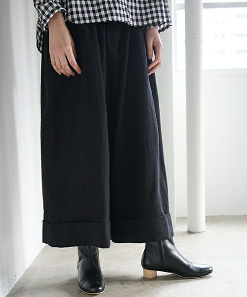 Mochi モチ cropped wide pants [black]