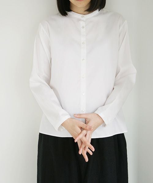 Mochi.モチ.no collar shirt [white]
