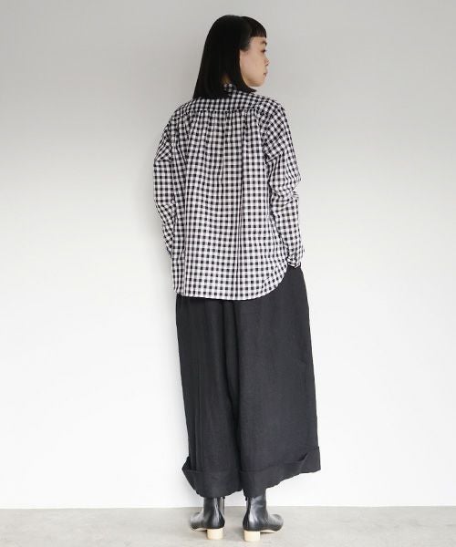 Mochi.モチ.no collar shirt [gingham check]