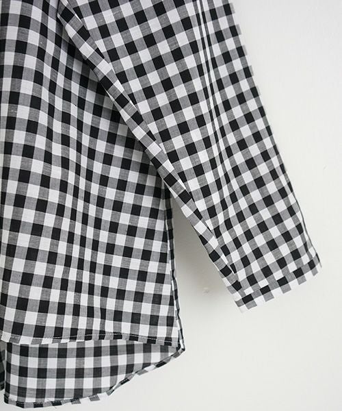 Mochi.モチ.no collar shirt [gingham check]
