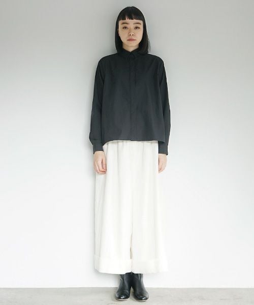 Mochi.モチ.tucked shirt [black]