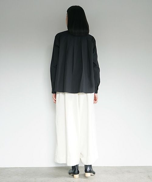 Mochi.モチ.tucked shirt [black]