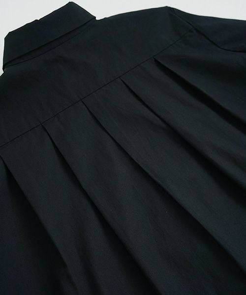 Mochi.モチ.tucked shirt [black]