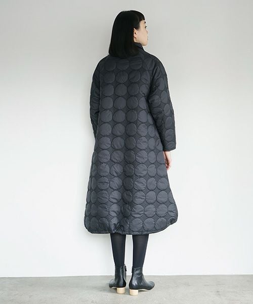 Mochi.モチ.quilted coat [black]