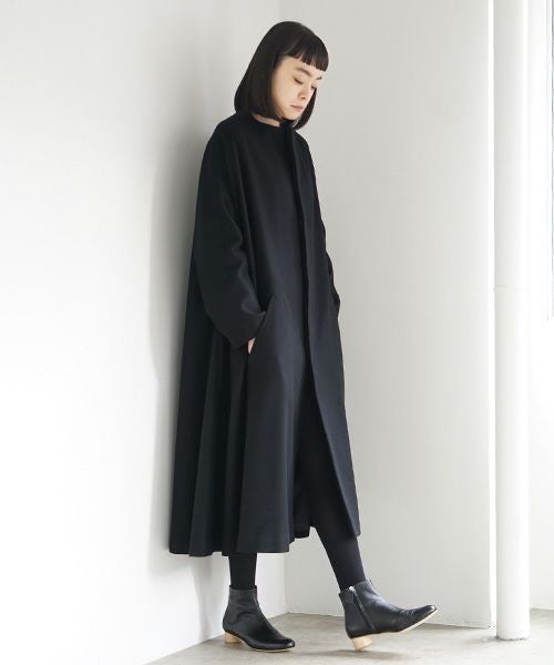Mochi.モチ.no collar coat [black]