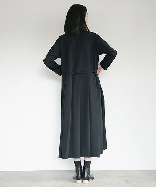 Mochi<br>モチ<br>high neck dress [black]<br>ブラックドレス