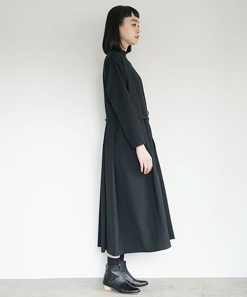 Mochi<br>モチ<br>high neck dress [black]<br>ブラックドレス