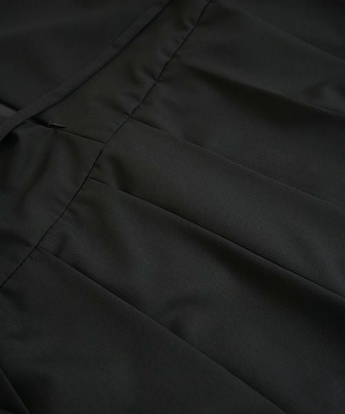 Mochi<br>モチ<br>high neck dress [black]<br>ブラックドレス