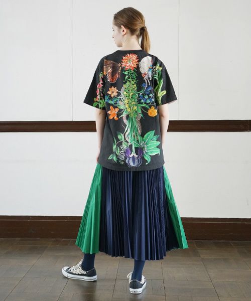 AHCAHCUM あちゃちゅむ お花の体Tシャツ[01-203-1501/black]