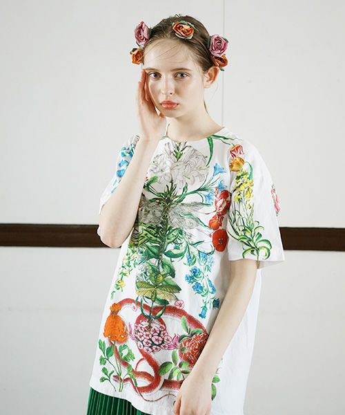 あちゃちゅむTシャツ/サイズ大きめ AHCAHCUM あちゃちゅむ お花の体Tシャツ[01-203-1501/black]