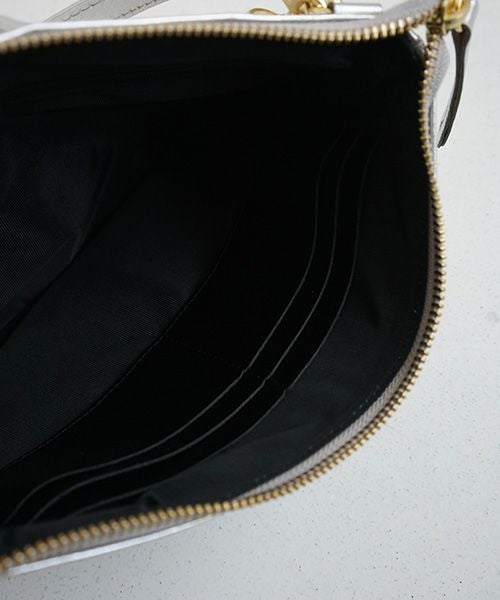 ショルダーバッグ ahcahcum fox far bag AHCAHCUM あちゃちゅむ お目目のバッグ[black]
