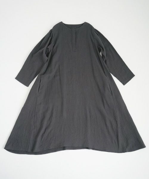 Mochi / home&miles.モチ / ホーム＆マイルズ.cotton linen one piece [charcoal grey]