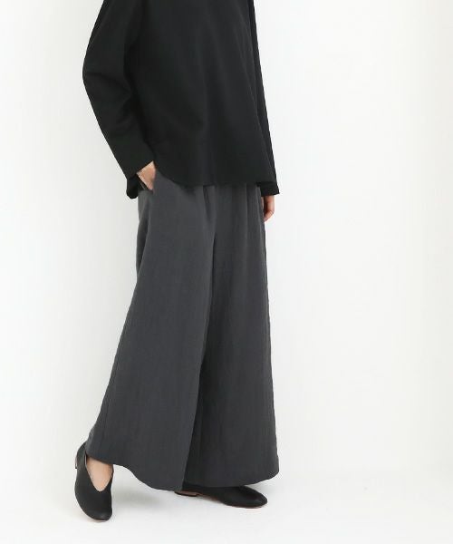 Mochi / home&miles.モチ / ホーム＆マイルズ.wide pants [dark grey・]