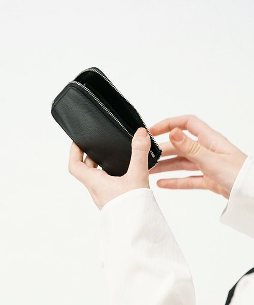 EDROBERTJUDSON.エドロバートジャドソン.MAGIC PURSE_S[B01RWL-46 / 05.BLACK]