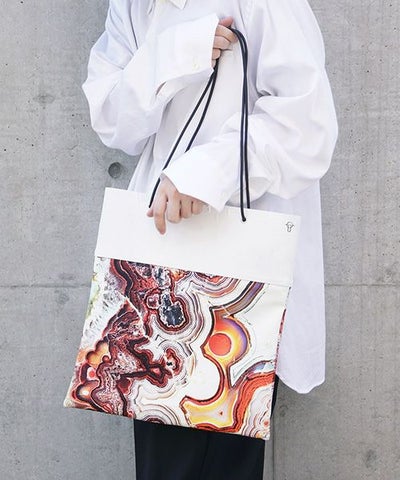 KAGARI YUSUKE.壁布トート・2020[メノウ]