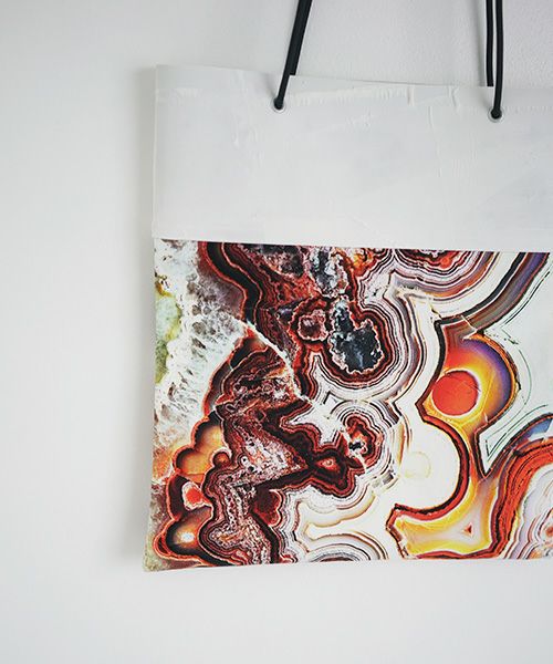 KAGARI YUSUKE.壁布トート・2020[メノウ]