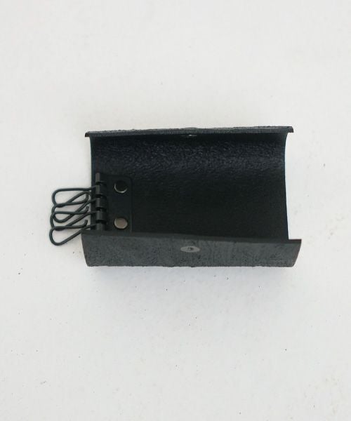 KAGARI YUSUKE.シンプルキーケース[k-06-bk]