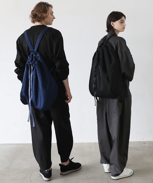 VUm PRODUCT B01 rucksack nylon / black